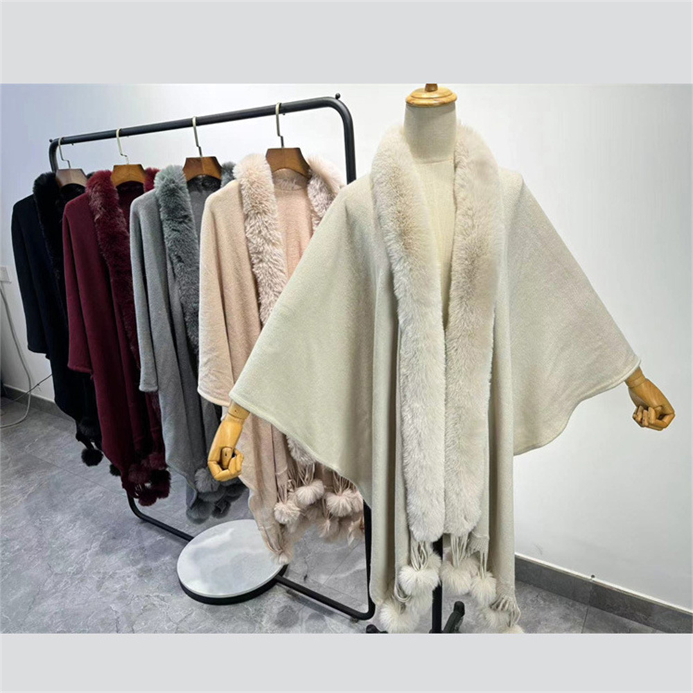 Women'S Fashion Poncho - 여성용 인조 토끼 모피 볼 망토,