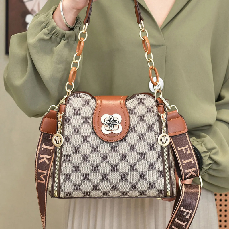 빈티지 레터 프린트 숄더백, 패셔너블하고 다용도로 활용 - Crossbody Bag Women 리뷰 및 가격
