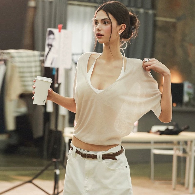핑크 블라우스 루즈핏 V넥 시스루 블라우스 스트리트웨어 - V Neck Cami Top 리뷰 및 가격
