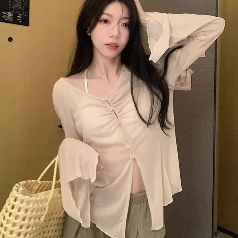 쉬어 플레어 슬리브 블라우스 - Y2K 페어리 스윗 하 - Women Fashion Blouse 리뷰 및 가격