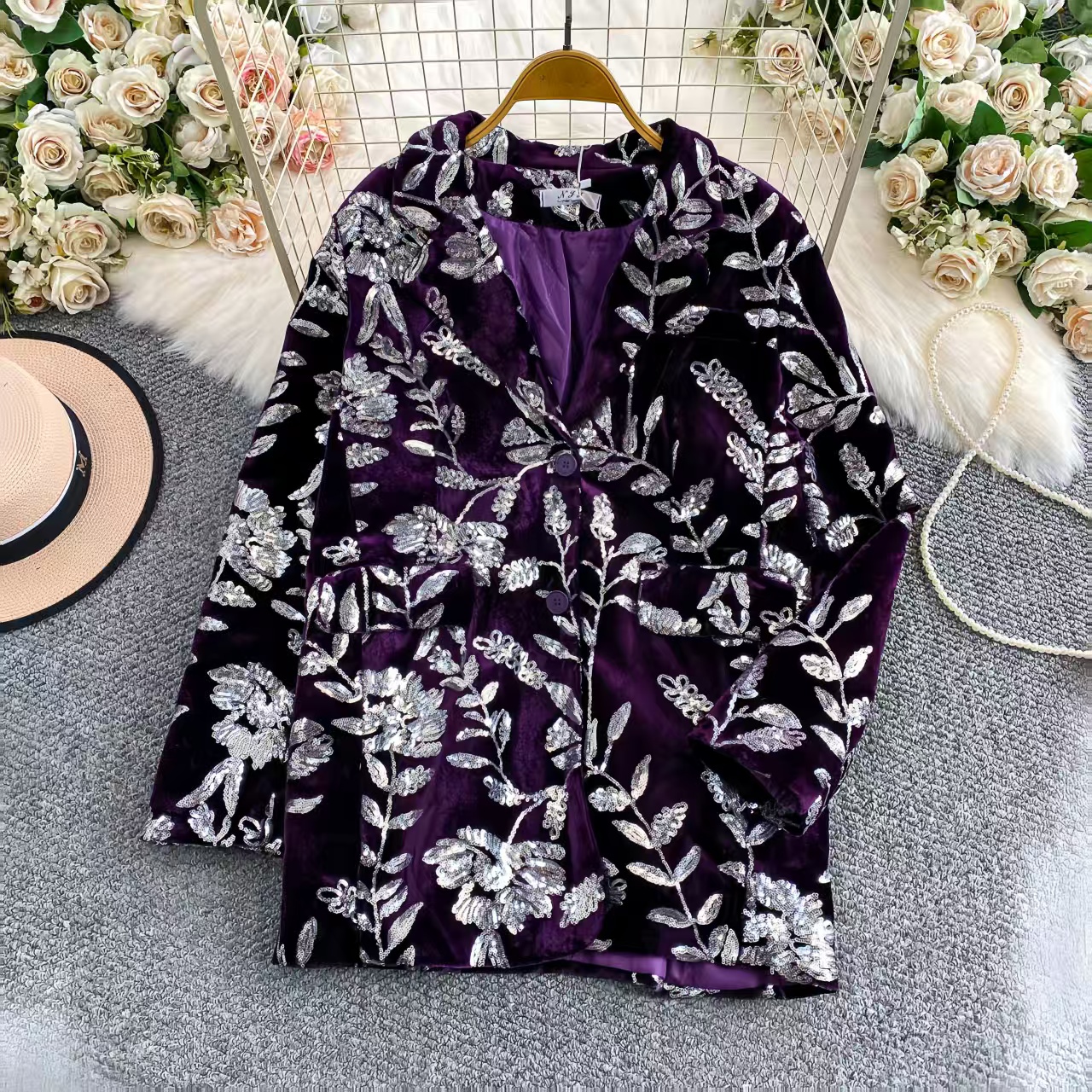 유럽 스타일 라이트 럭셔리 헤비 인더스트리 시퀸 장식  - Velvet Blazer Women 리뷰 및 가격